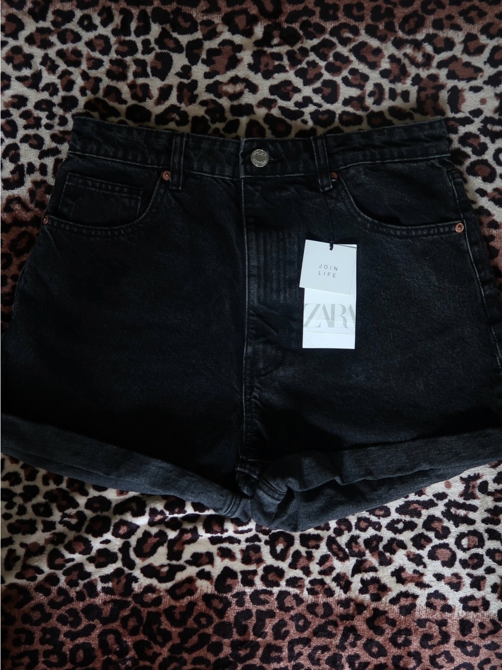 Zara Black Rolled-Hem High-Waist Denim Shorts